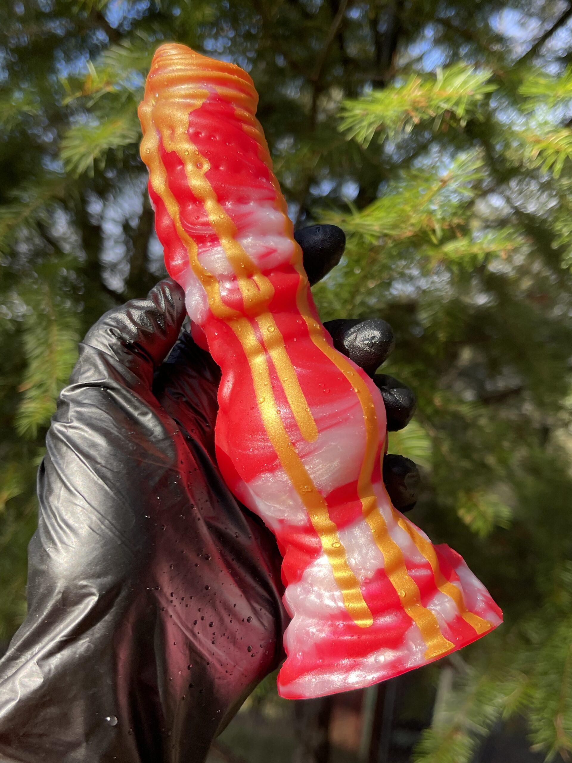 Anubis 8 inch 00-50 shore medium firmness color CHRISTMAS CANDY - Image 3