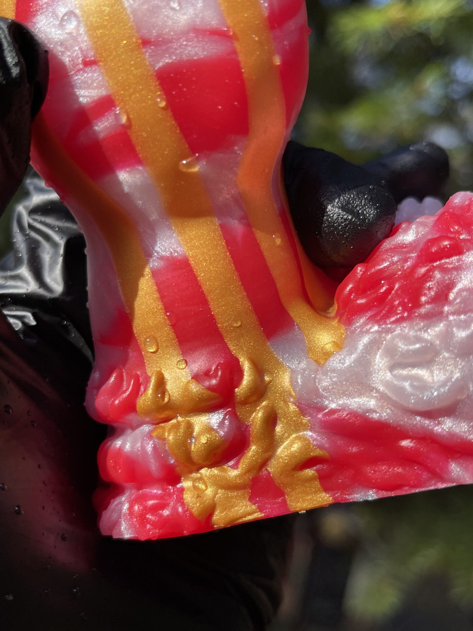 Dog Lucky 8 inch 00-50 shore medium firmness color CHRISTMAS CANDY FLOP - Image 2