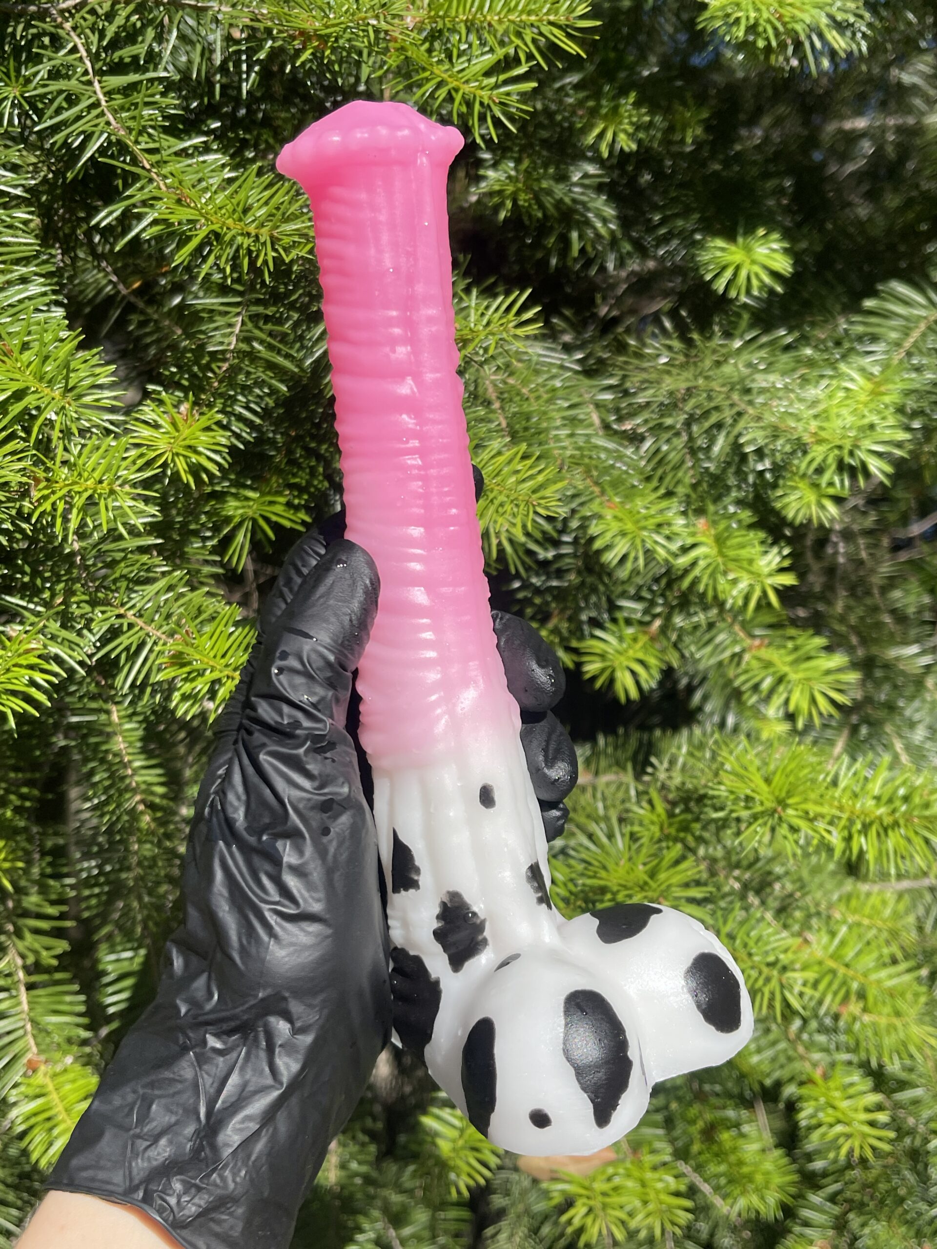 Horse Amur 9 inch 00-50 shore medium firmness color PINK COW FLOP