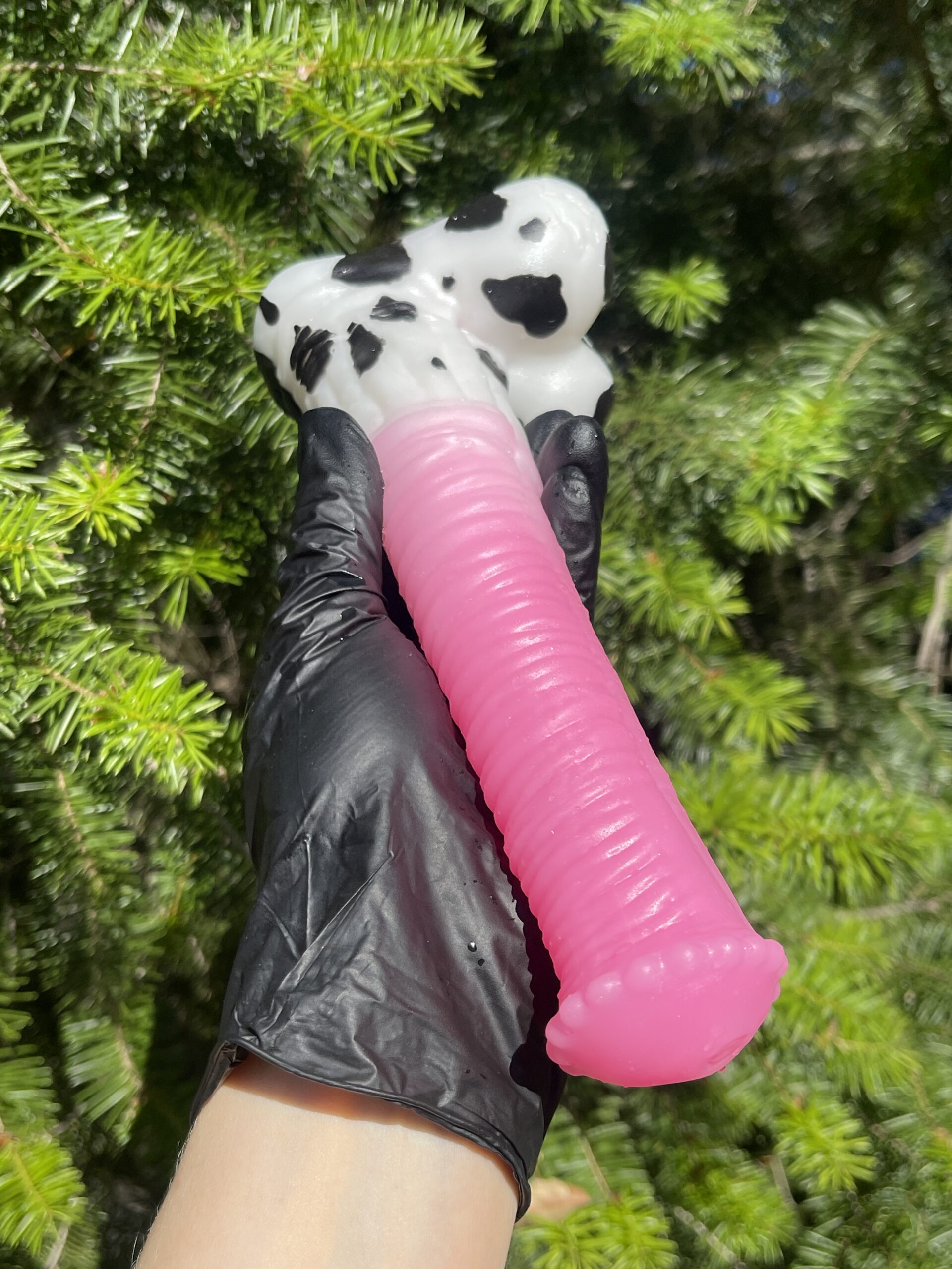 Horse Amur 9 inch 00-50 shore medium firmness color PINK COW FLOP - Image 8