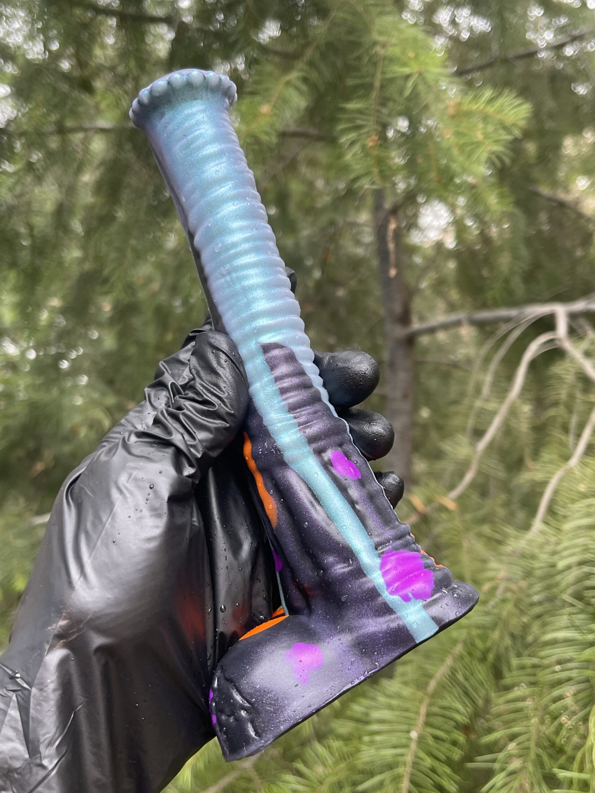 Horse Amur Flared Dildo 8" – Spotted Steeds, Medium (00-50), Glow - Image 4