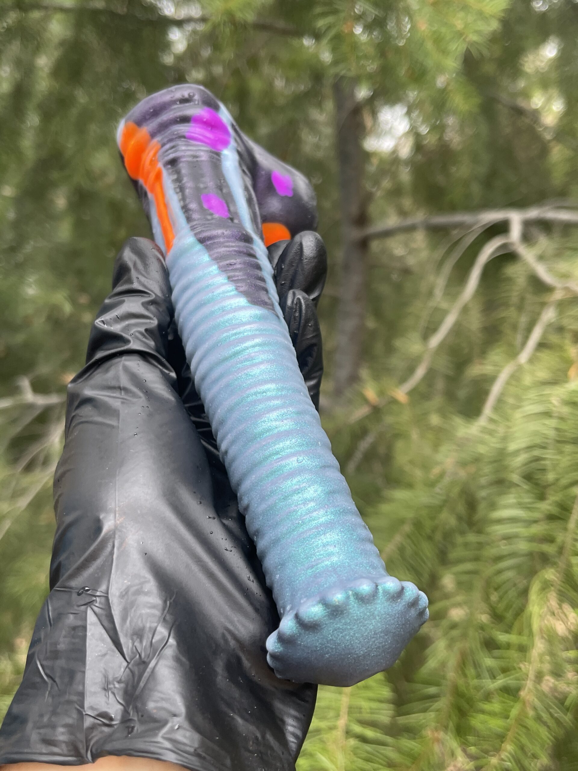 Horse Amur Flared Dildo 8" – Spotted Steeds, Medium (00-50), Glow - Image 8