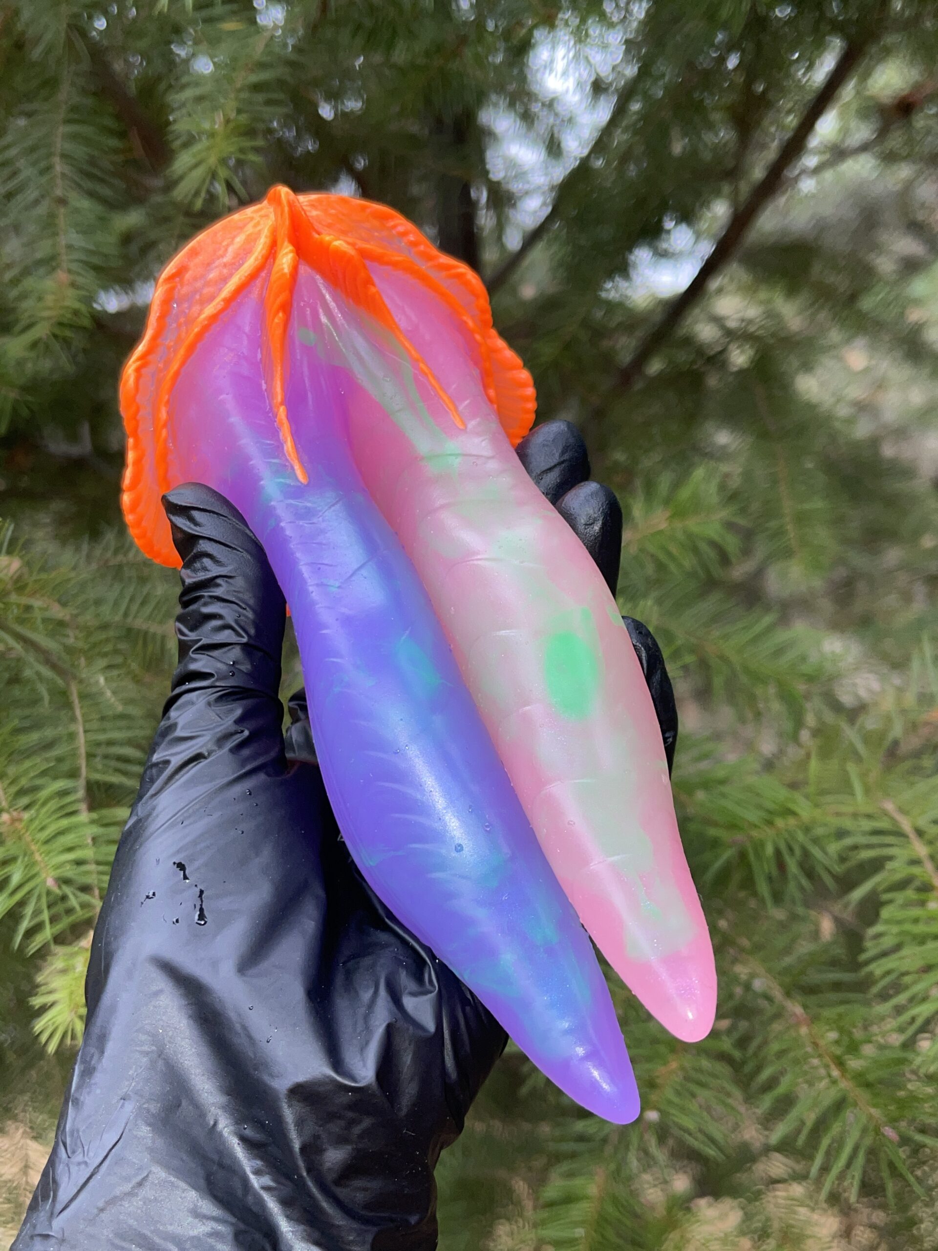 Betta-Mer Mermaid Dildo 7" – Bewitched, Soft (00-31), Near-Clear, Glow - Image 8