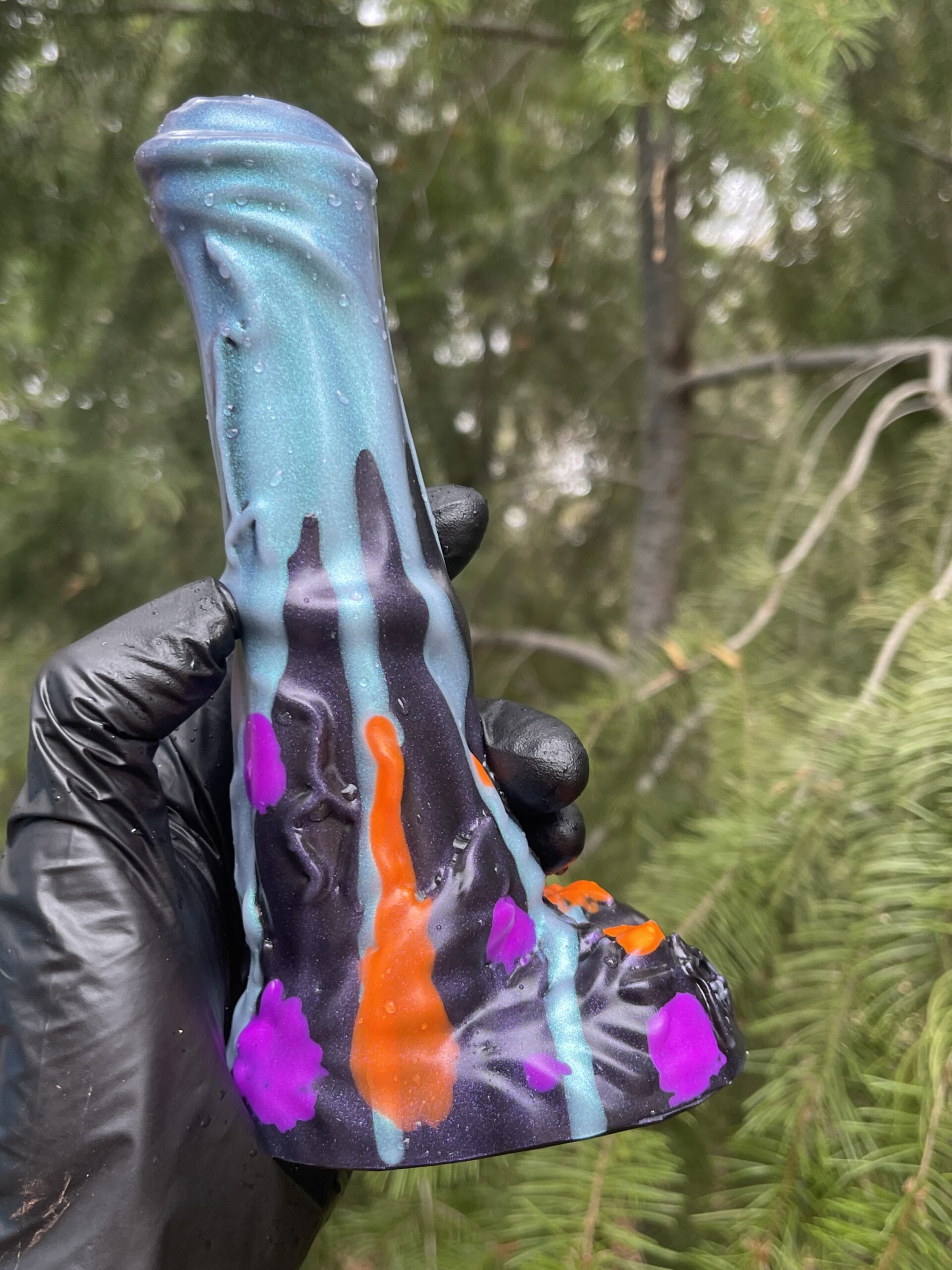 Pegasus Harvey Winged Dildo 7" – Spotted Steeds, Medium (00-50), Glow - Image 3