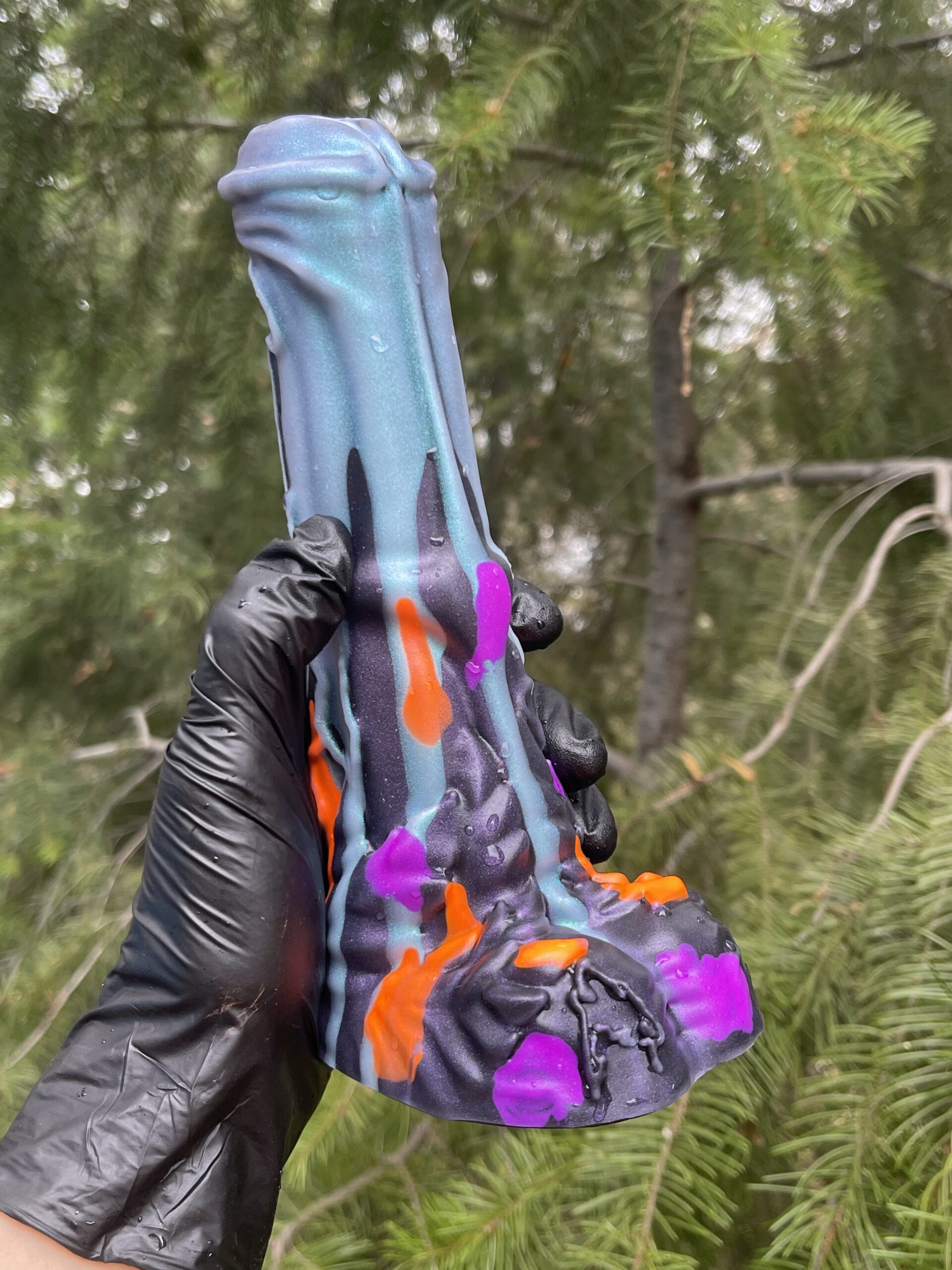 Pegasus Harvey Winged Dildo 8" – Spotted Steeds, Medium (00-50), Glow - Image 2