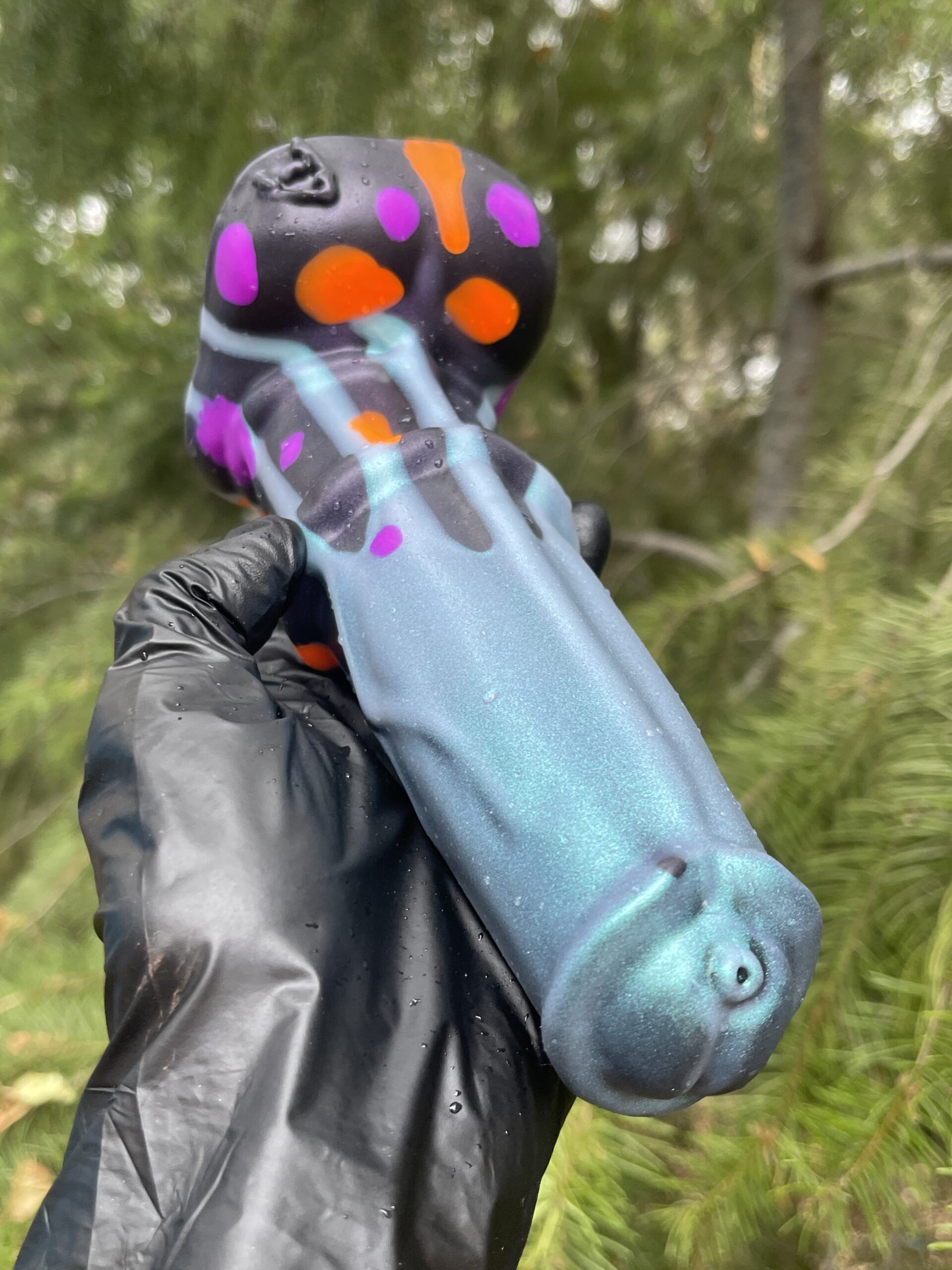 Pony Stanley Horse Dildo 7.5" – Spotted Steeds, Medium (00-50), Glow - Image 7