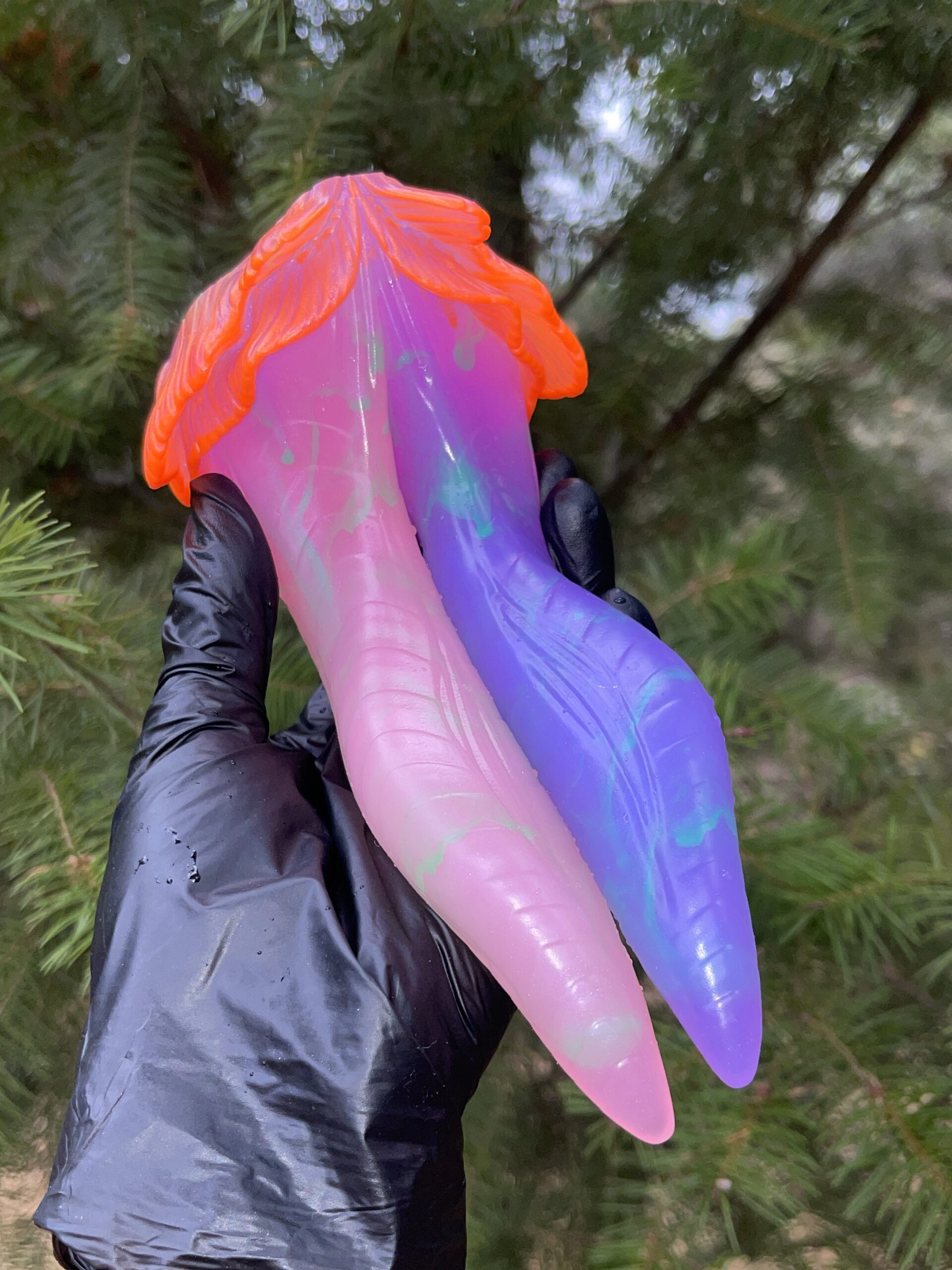 Betta-Mer Mermaid Dildo 7" – Bewitched, Soft (00-31), Near-Clear, Glow - Image 6