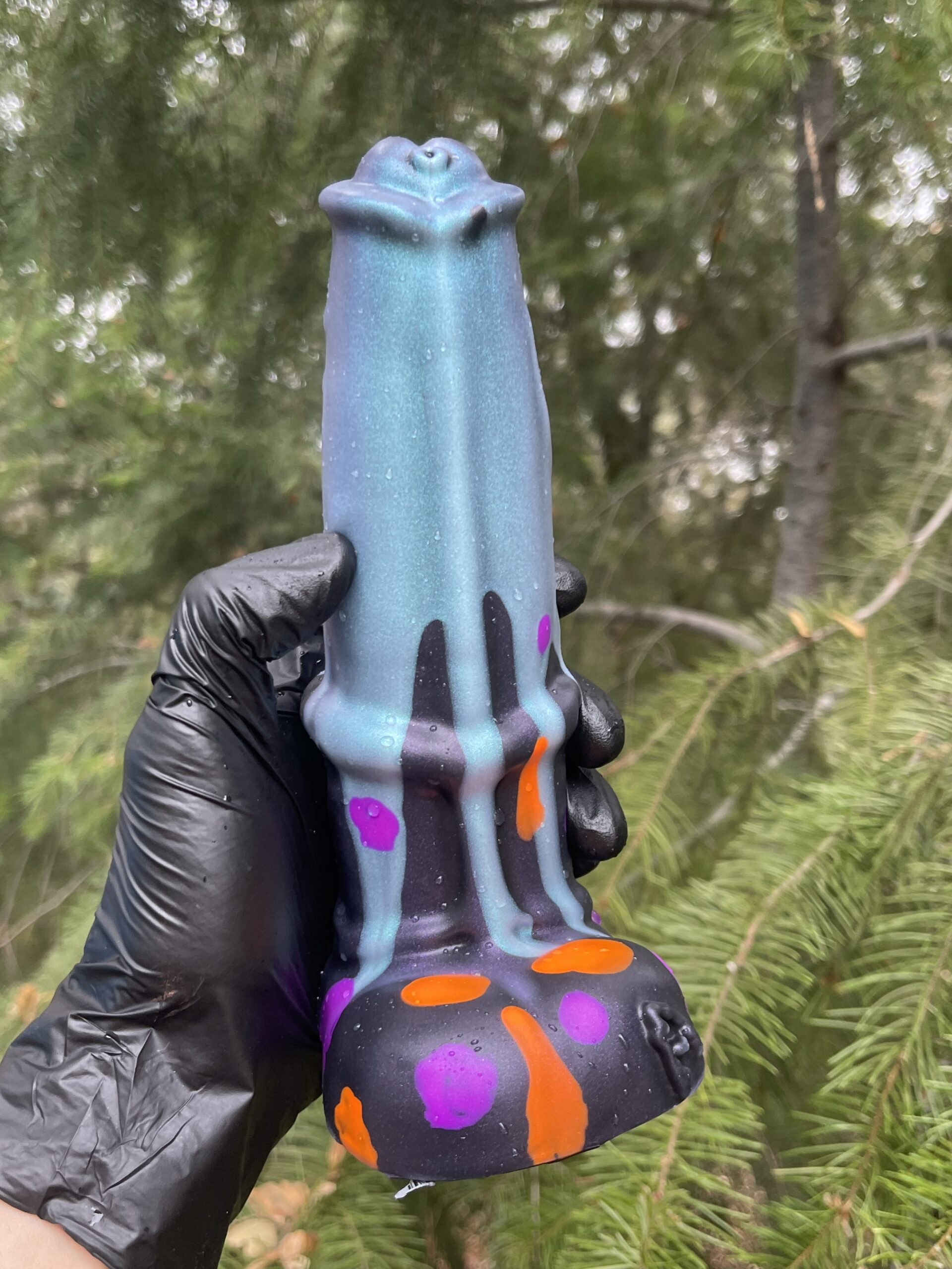 Pony Stanley Horse Dildo 7.5" – Spotted Steeds, Medium (00-50), Glow - Image 2