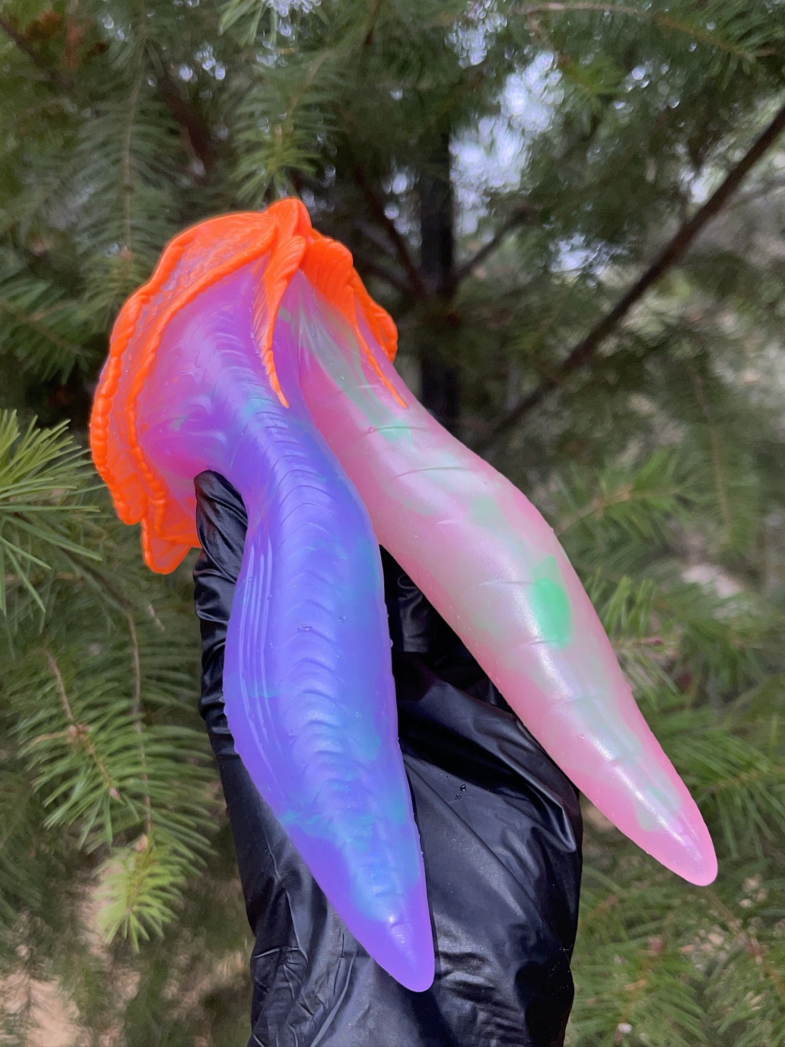 Betta-Mer Mermaid Dildo 7" – Bewitched, Soft (00-31), Near-Clear, Glow - Image 4