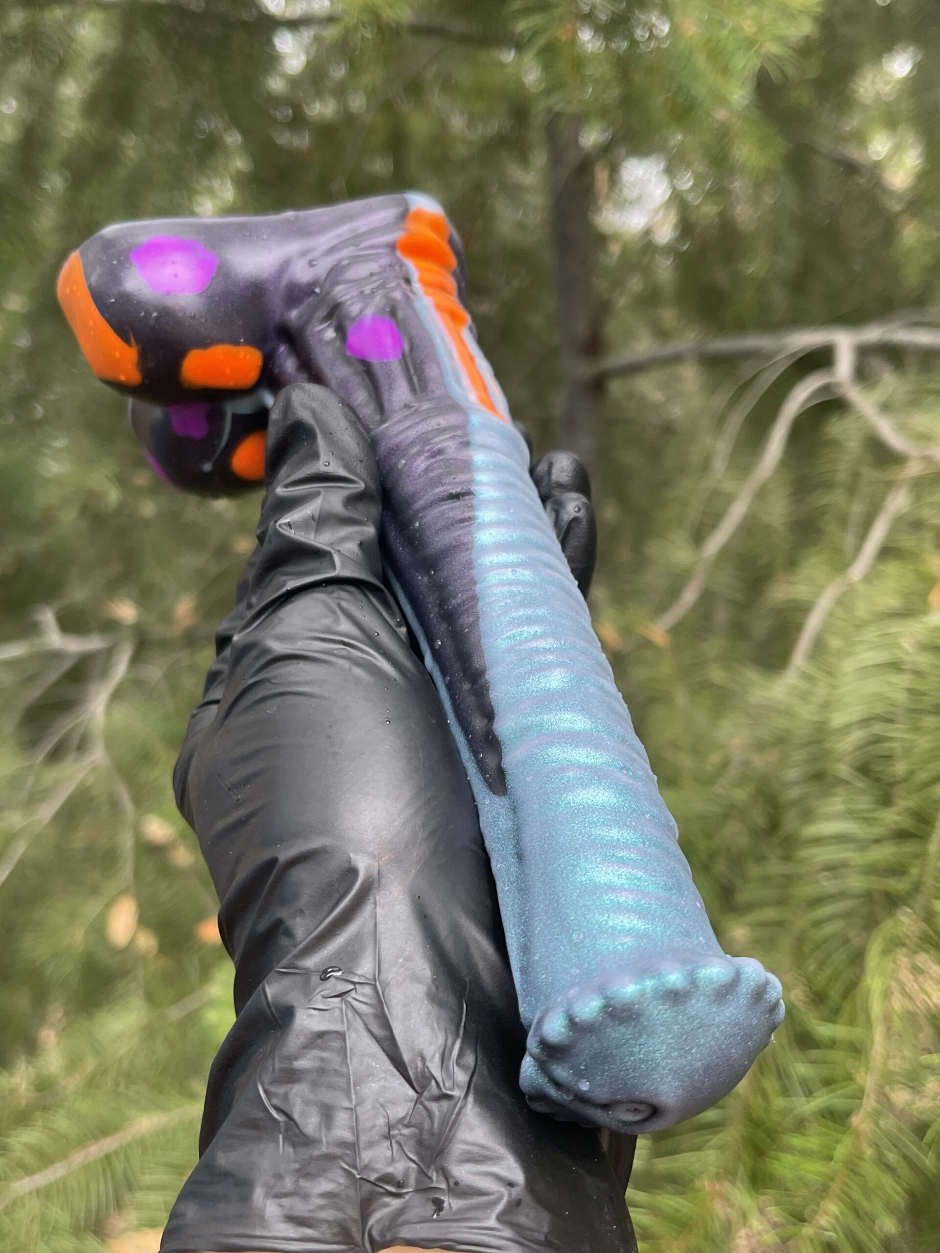Horse Amur Flared Dildo 8" – Spotted Steeds, Medium (00-50), Glow - Image 7