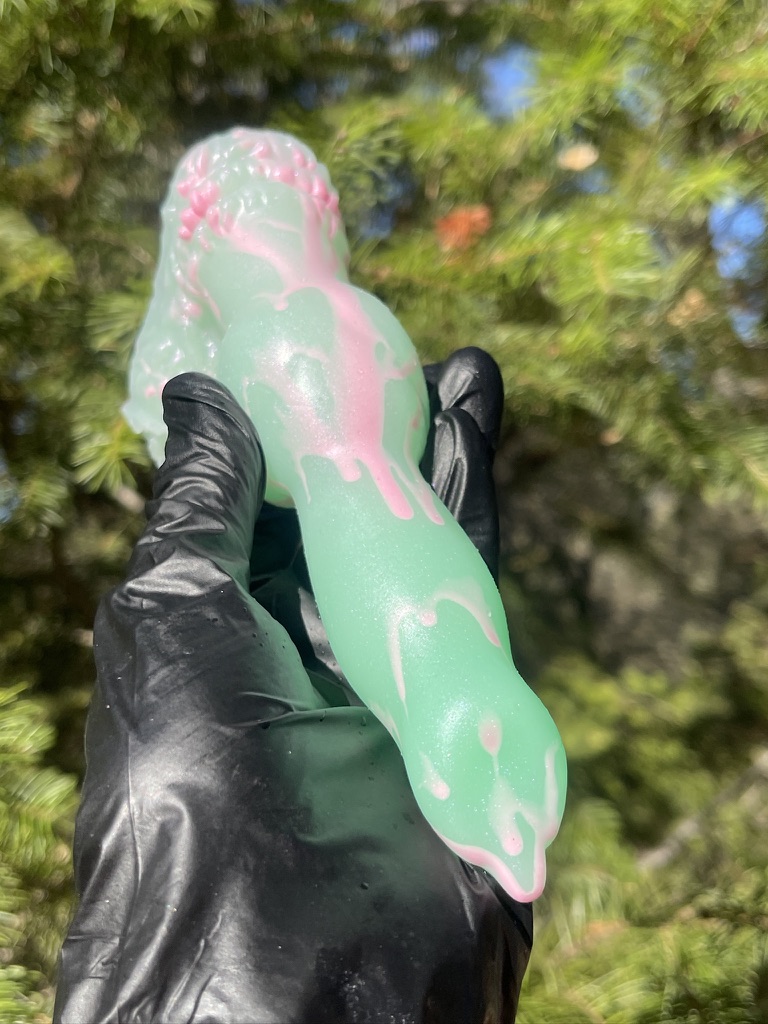 Dog Lucky Knotted Dildo 7" – Knotted Ghost, Medium (00-50), Glow FLOP - Image 10