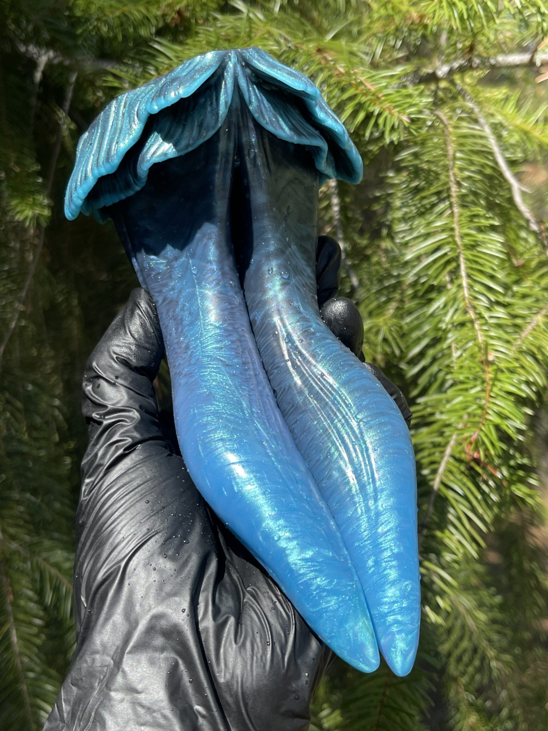 Betta-Mer mermaid fantasy dildo, 7 inch, soft, Deep-Sea blue with turquoise fins – view 6